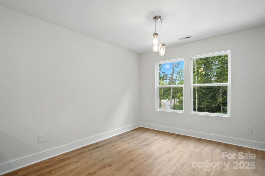 Dining Area Dining Area