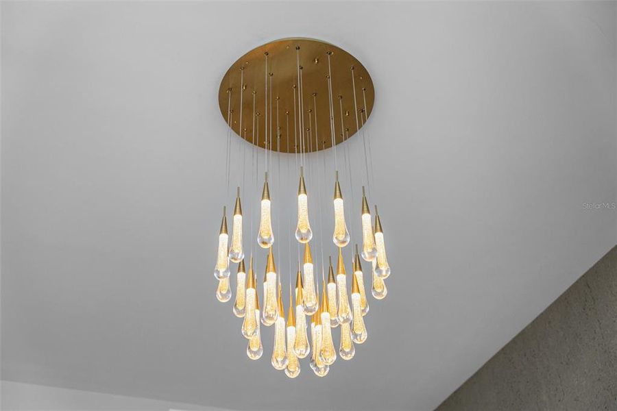 Image 75 of a home in .