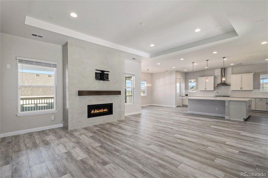 Spacious, unfurnished interior of a new home in , Castle Rock (Image 26).