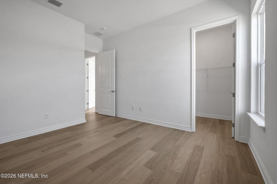 Spacious, unfurnished interior of a new home in Veranda Bay, Flagler Beach (Image 44).