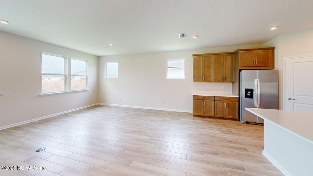Spacious, unfurnished interior of a new home in Lakes at Bella Lago, Green Cove Springs (Image 14). Spacious, unfurnished interior of a new home in Lakes at Bella Lago, Green Cove Springs (Image 14).