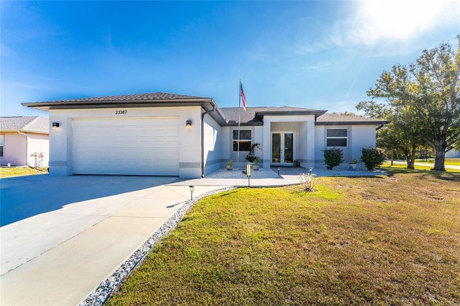 Exterior details and patio area of a home in , Punta Gorda (Image 27).