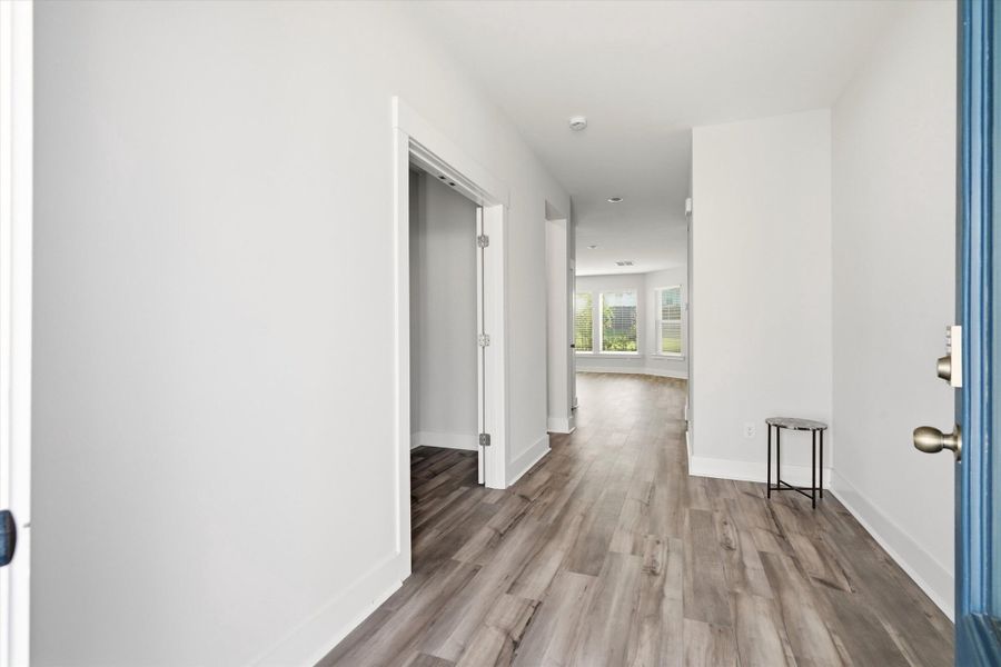 Spacious, unfurnished interior of a new home in Nexton - Midtown - The Village Collection, Summerville (Image 18).