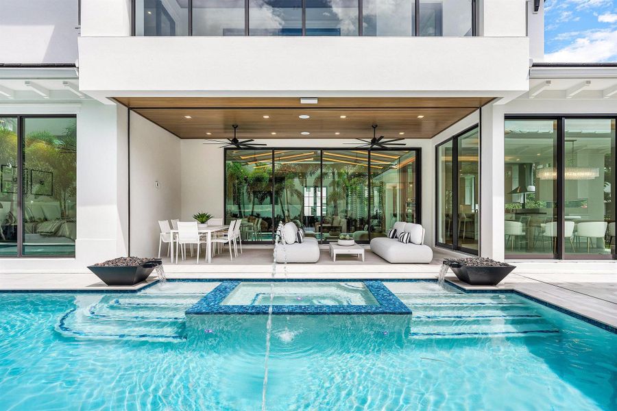 Exterior details and patio area of a home in , Boca Raton (Image 39).