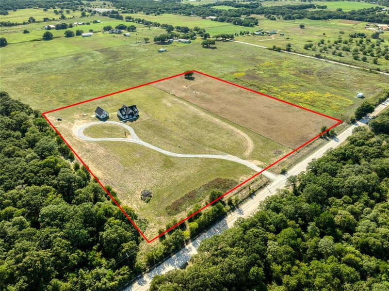 Image 33 of a home in .