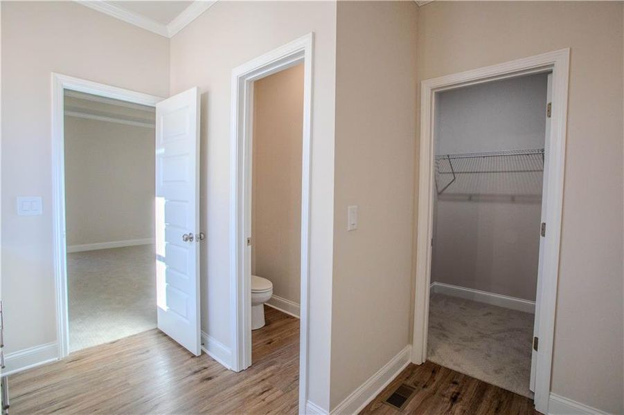 Spacious, unfurnished interior of a new home in , Villa Rica (Image 12). Spacious, unfurnished interior of a new home in , Villa Rica (Image 12).