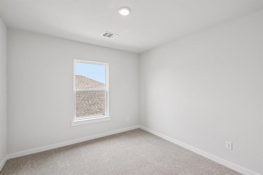 Spacious, unfurnished interior of a new home in Overland Grove, Forney (Image 24).