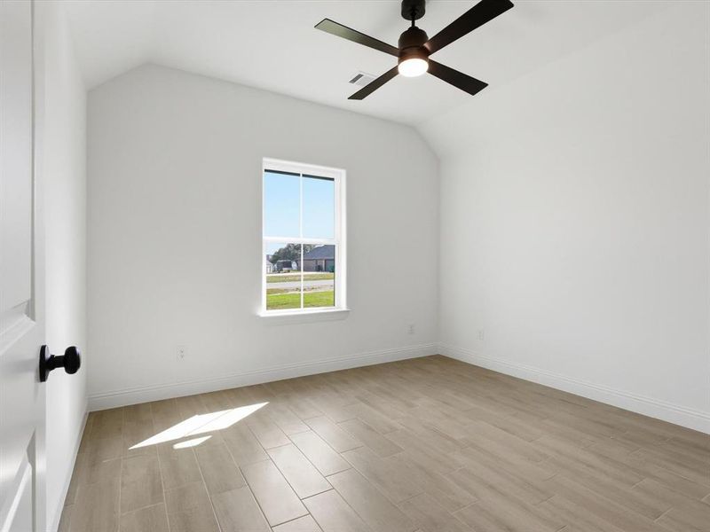 Spacious, unfurnished interior of a new home in , Weatherford (Image 31).
