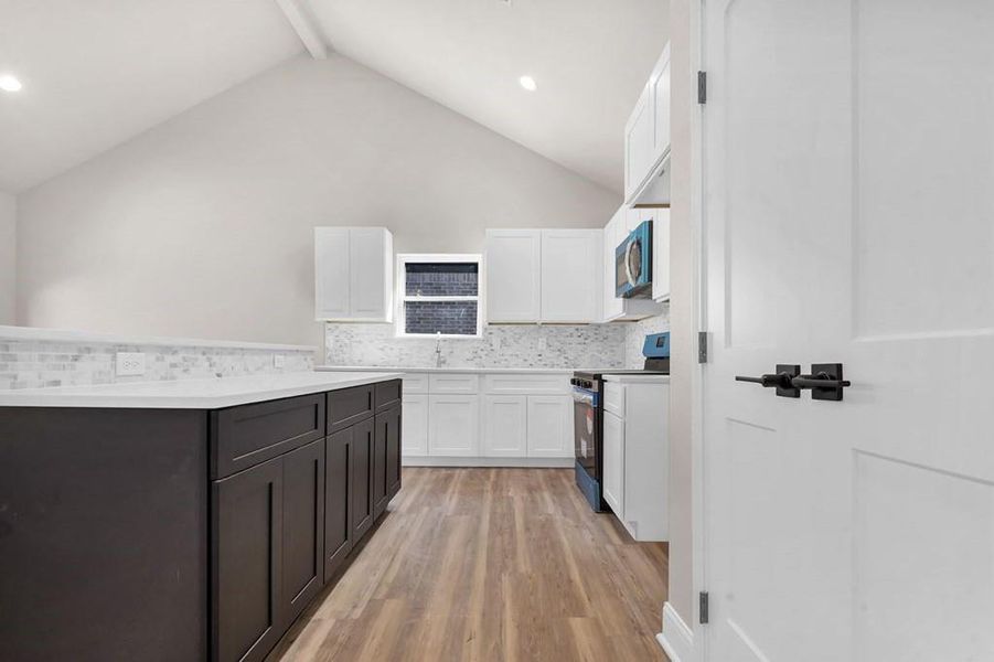 Furnished interior view inside a new home in , Lufkin (Image 5). Furnished interior view inside a new home in , Lufkin (Image 5).