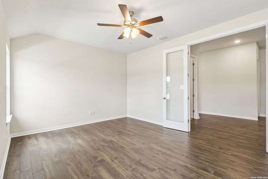 Spacious, unfurnished interior of a new home in Stream Waters, Seguin (Image 36). Spacious, unfurnished interior of a new home in Stream Waters, Seguin (Image 36).
