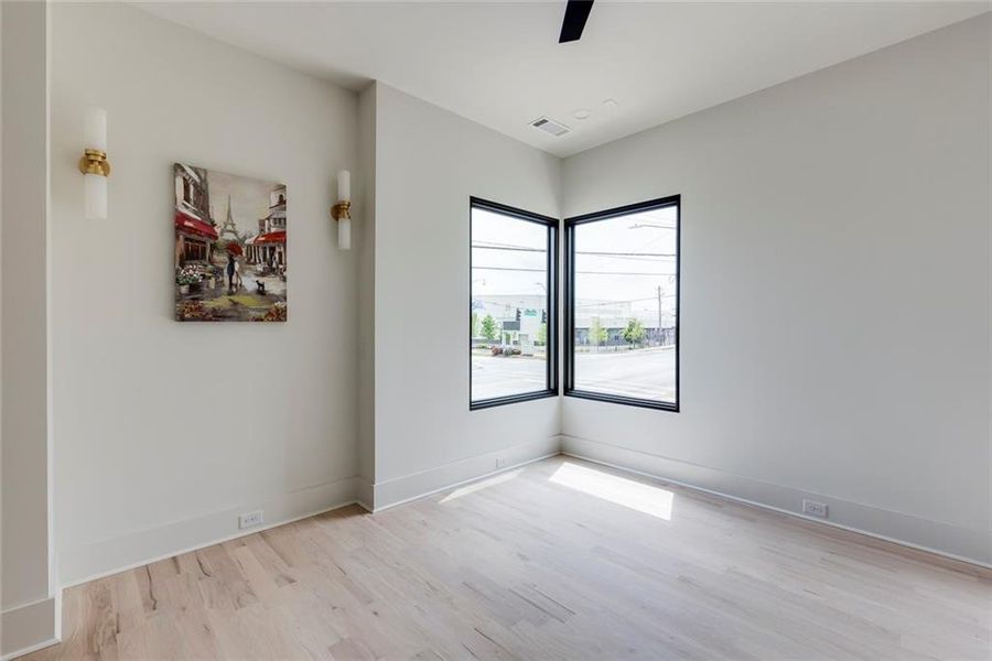 Spacious, unfurnished interior of a new home in , Chamblee (Image 20). Spacious, unfurnished interior of a new home in , Chamblee (Image 20).