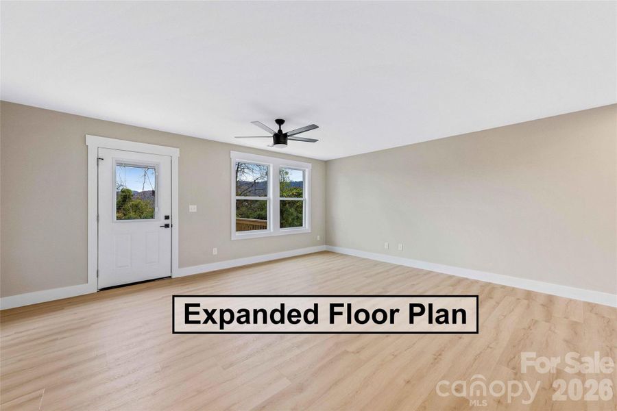 Spacious, unfurnished interior of a new home in , Hendersonville (Image 18).