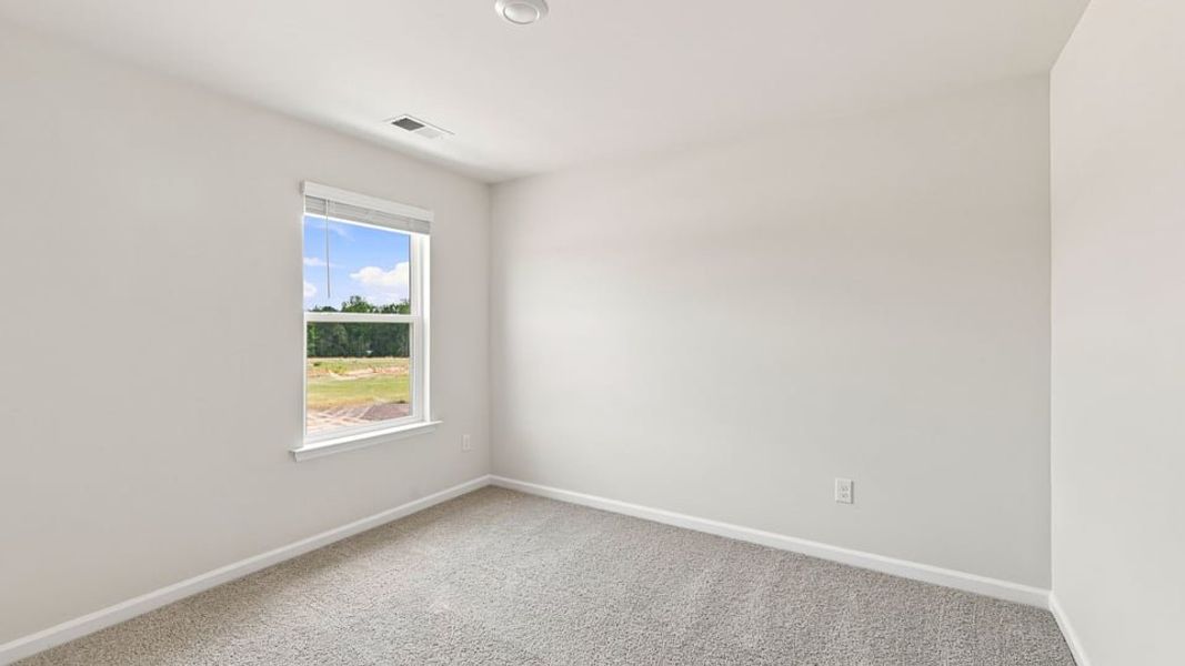 Spacious, unfurnished interior of a new home in Harrier Point, Woodruff (Image 30).