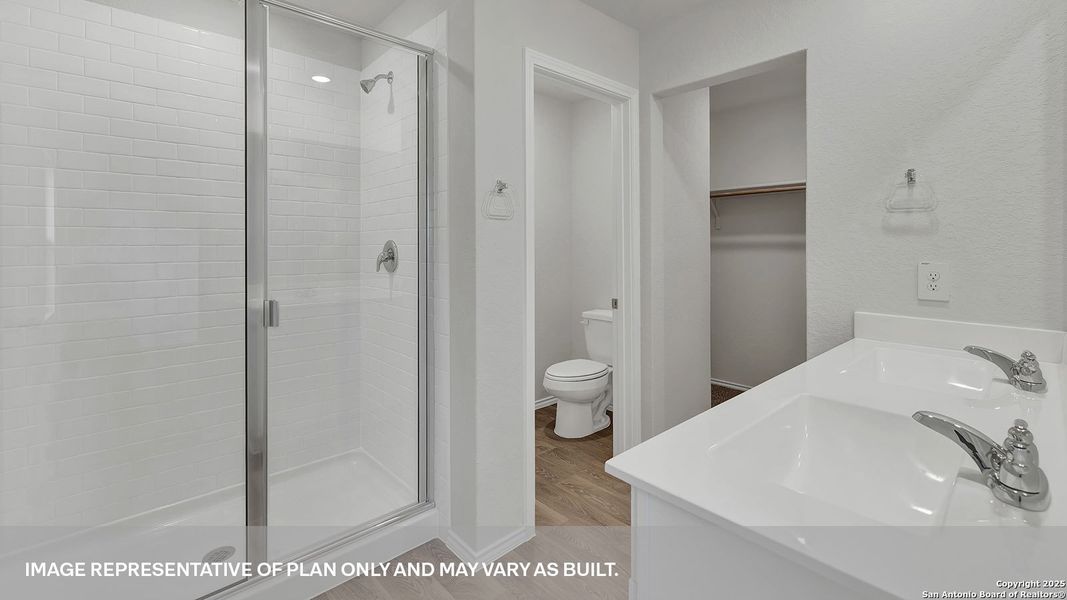 Furnished interior view inside a new home in Arroyo Ranch, Seguin (Image 5). Furnished interior view inside a new home in Arroyo Ranch, Seguin (Image 5).