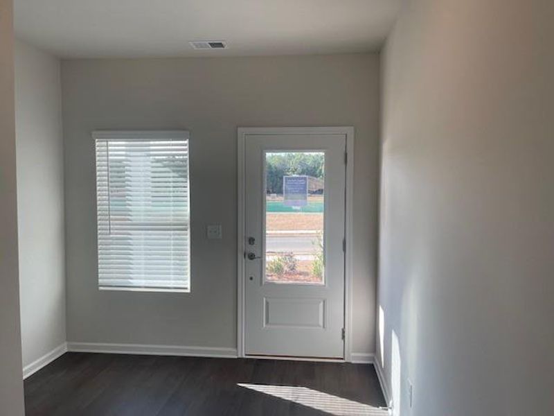 Spacious, unfurnished interior of a new home in , Calhoun (Image 10).