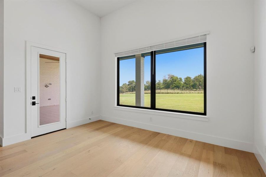 Spacious, unfurnished interior of a new home in Harper Estates, Celina (Image 30).