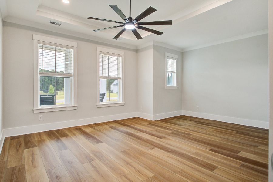 Spacious, unfurnished interior of a new home in Pamlico Terrace, Awendaw (Image 30).