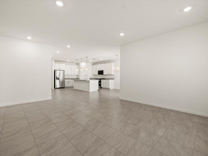 Spacious, unfurnished interior of a new home in Meritage Homes by Teravalis - Reserve Series, Buckeye (Image 7).