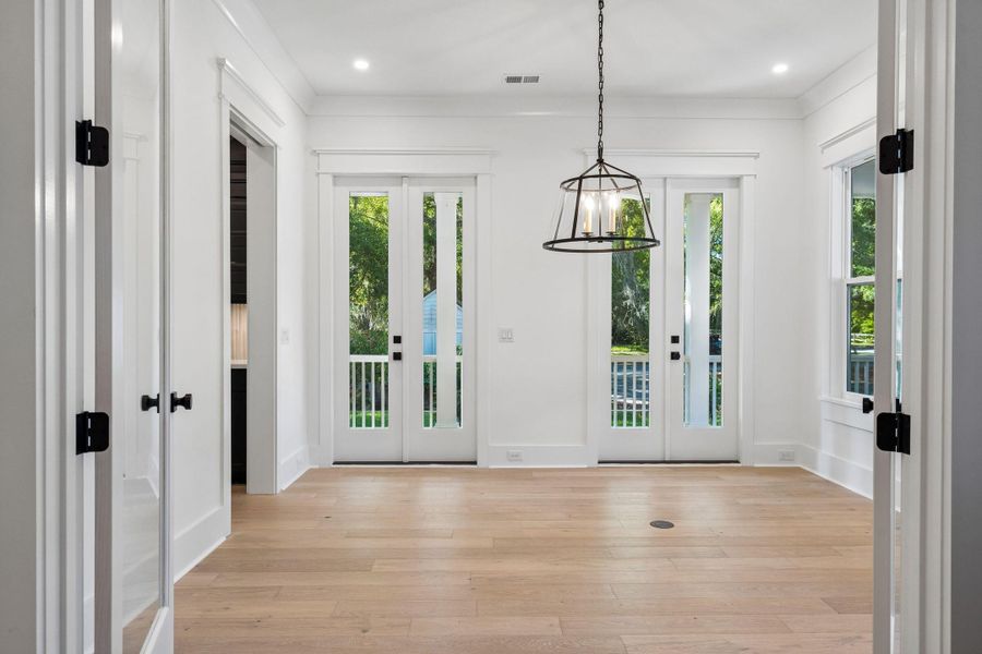 Spacious, unfurnished interior of a new home in , Mount Pleasant (Image 26).