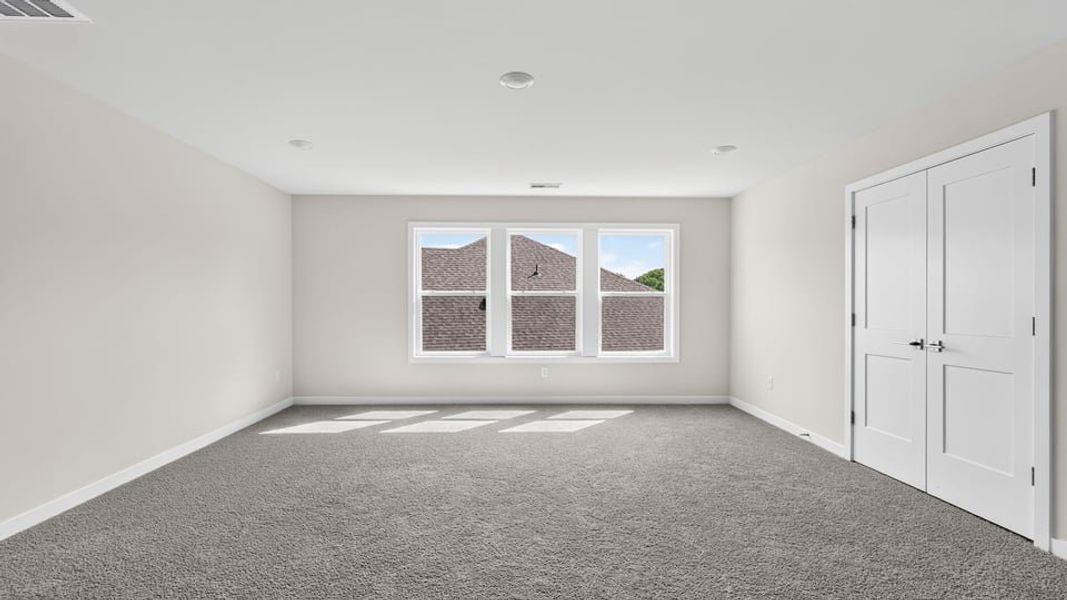 Spacious, unfurnished interior of a new home in Adams Glen, Greenville (Image 42). Spacious, unfurnished interior of a new home in Adams Glen, Greenville (Image 42).