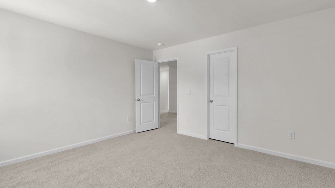 Spacious, unfurnished interior of a new home in Dail Farm, Farmville (Image 38).