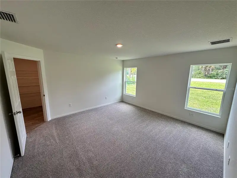Spacious, unfurnished interior of a new home in Palm Coast, Palm Coast (Image 7).