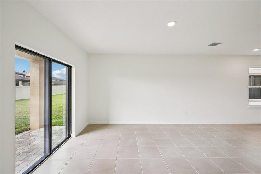 Spacious, unfurnished interior of a new home in Grasslands West, Lakeland (Image 22).