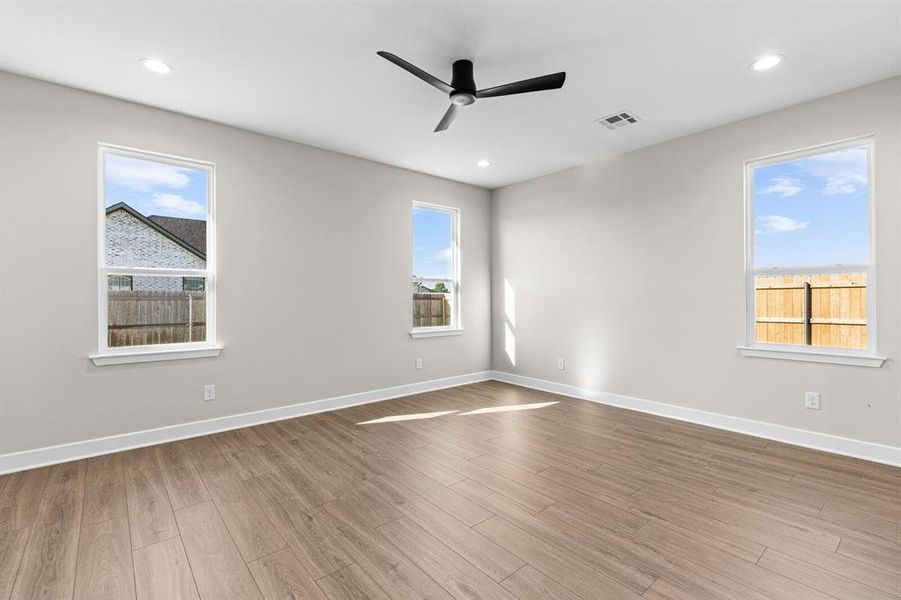 Spacious, unfurnished interior of a new home in , Robinson (Image 38). Spacious, unfurnished interior of a new home in , Robinson (Image 38).