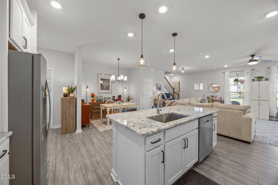 26-web-or-mls-IMG_9033 26-web-or-mls-IMG_9033