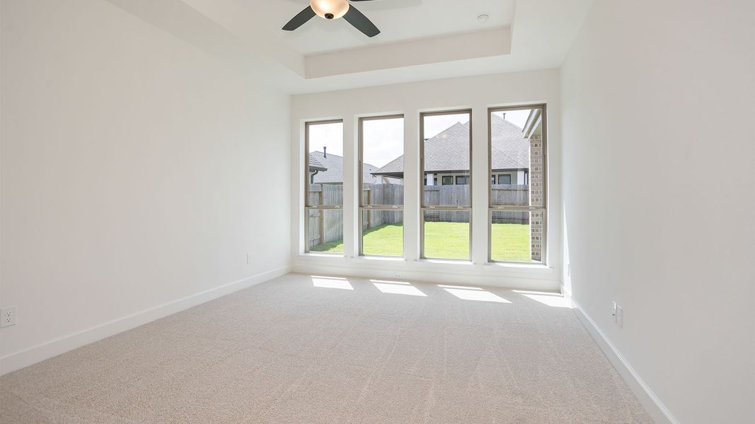 Spacious, unfurnished interior of a new home in Grange, Katy (Image 10).
