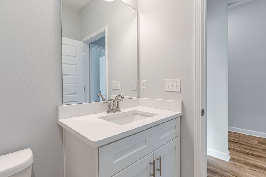 Furnished interior view inside a new home in Oak Hollow, Crestview (Image 5).