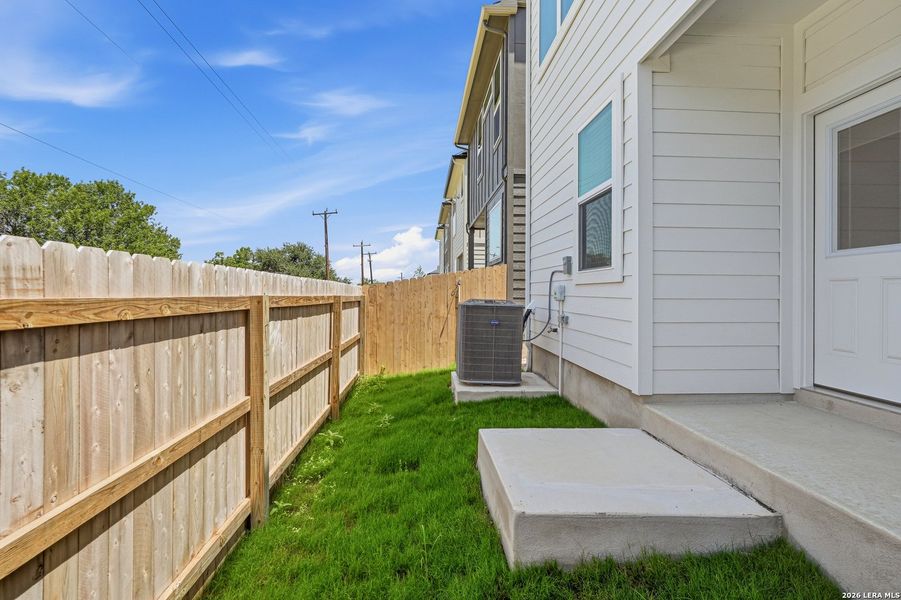 Exterior details and patio area of a home in Rose Hill, San Antonio (Image 25).