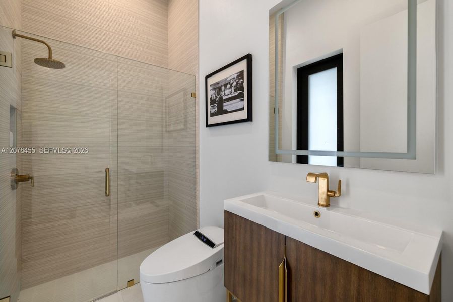 Furnished interior view inside a new home in , Boca Raton (Image 21).