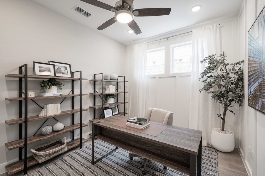 Representative furnished interior of a home built from the Verdin by Tri Pointe Homes in Pecan Ridge, Fulshear (Image 45).