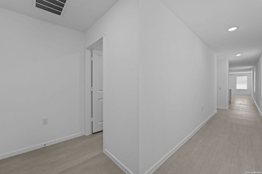 Spacious, unfurnished interior of a new home in Valle Sol, Von Ormy (Image 13). Spacious, unfurnished interior of a new home in Valle Sol, Von Ormy (Image 13).