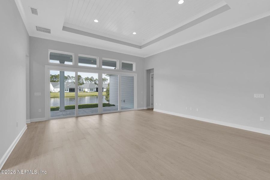 Spacious, unfurnished interior of a new home in Amelia National Country Club, Fernandina Beach (Image 23).