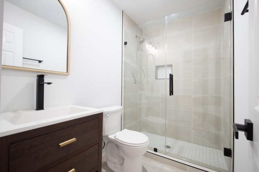 Furnished interior view inside a new home in , Dayton (Image 15).