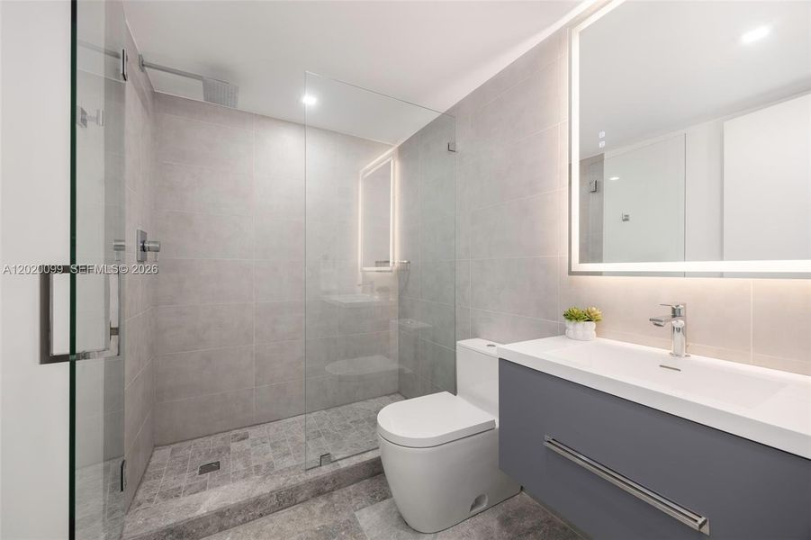 Furnished interior view inside a new home in , Key Biscayne (Image 11).