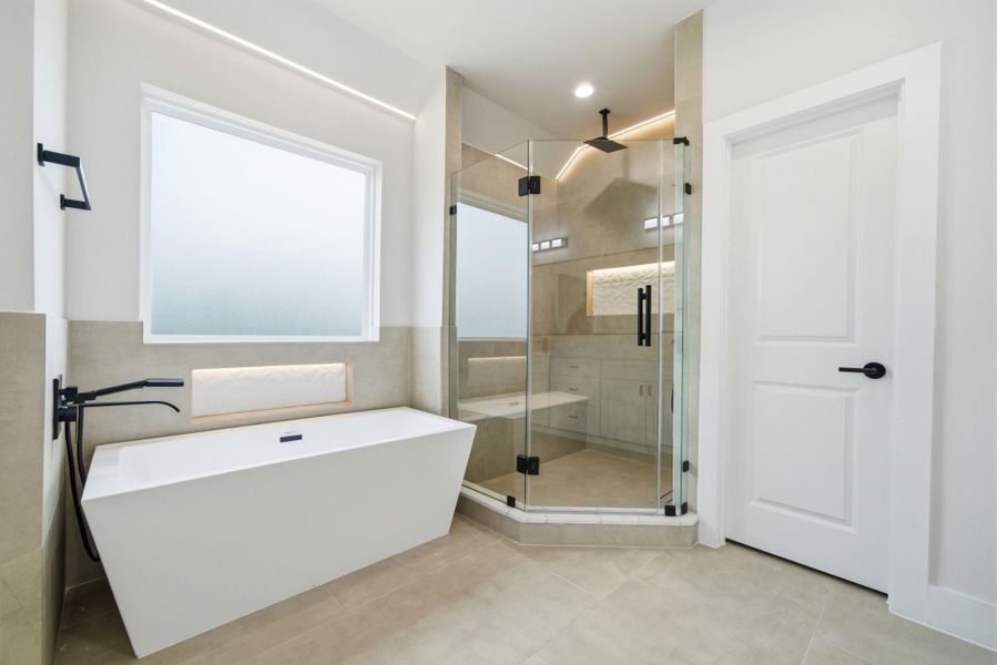 Furnished interior view inside a new home in , Houston (Image 19).