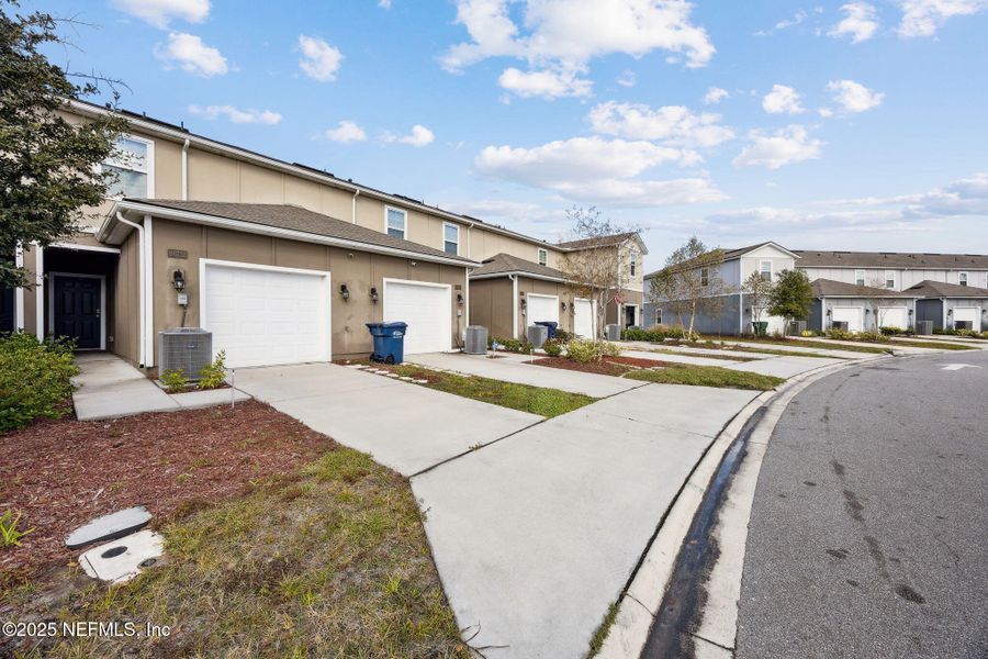 Image 33 of a home in .