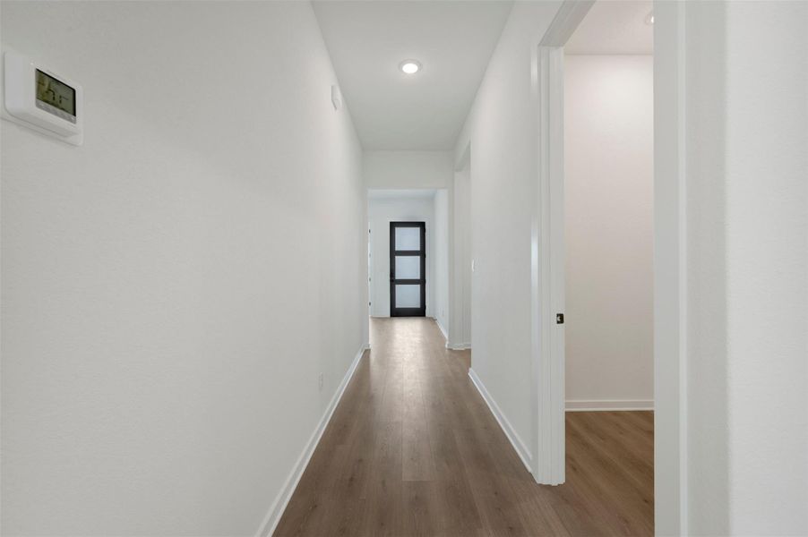 Spacious, unfurnished interior of a new home in Heritage, Dripping Springs (Image 8).