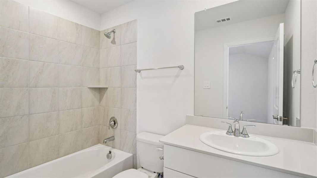 Photo is not of the actual home, but is an inspirational photo of builder’s model home and may depict options, furnishings, and/or decorator features that are not included. Photo is not of the actual home, but is an inspirational photo of builder’s model home and may depict options, furnishings, and/or decorator features that are not included.