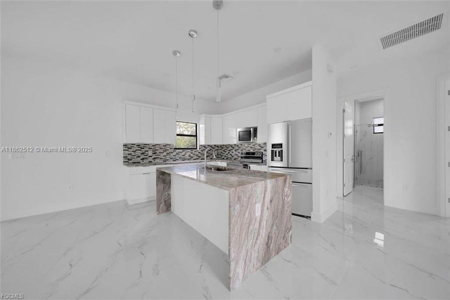 Image 46 of a home in .