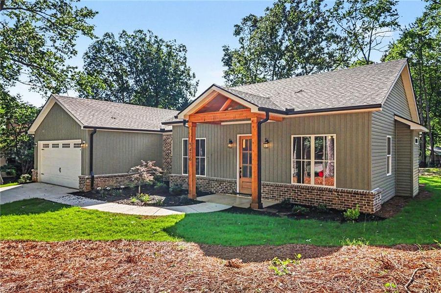 Exterior details and patio area of a home in , Gainesville (Image 4).