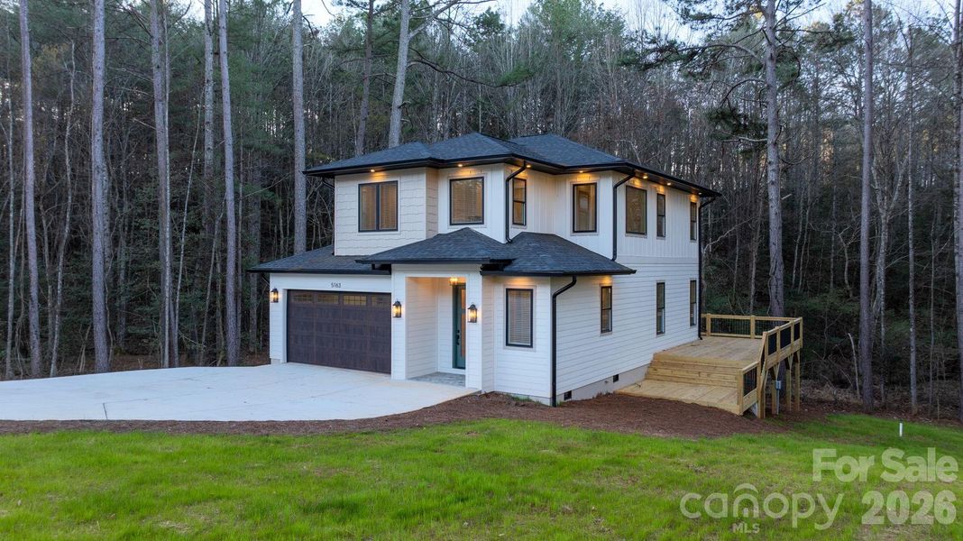 Exterior details and patio area of a home in , Granite Falls (Image 22).