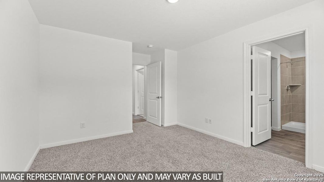 Spacious, unfurnished interior of a new home in Sonora, San Antonio (Image 9).