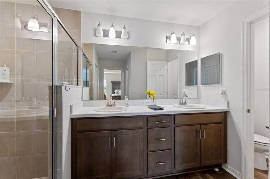 Furnished interior view inside a new home in , Winter Haven (Image 27).