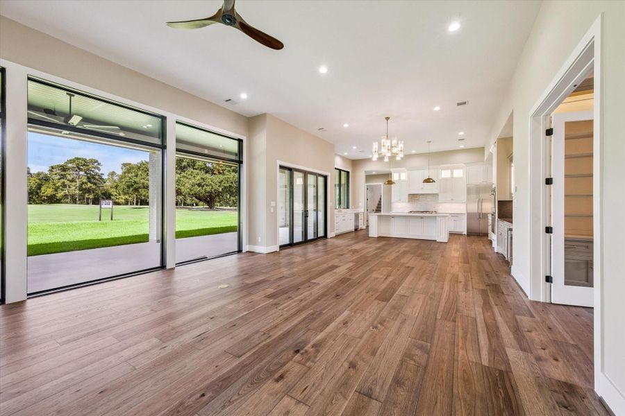 Spacious, unfurnished interior of a new home in , Houston (Image 36).
