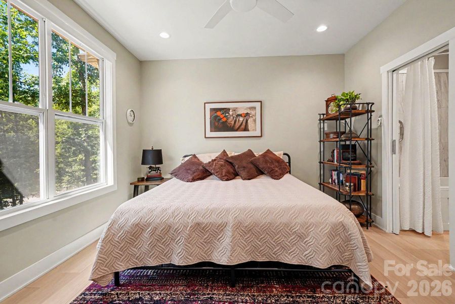 Furnished interior view inside a new home in , Columbus (Image 9).