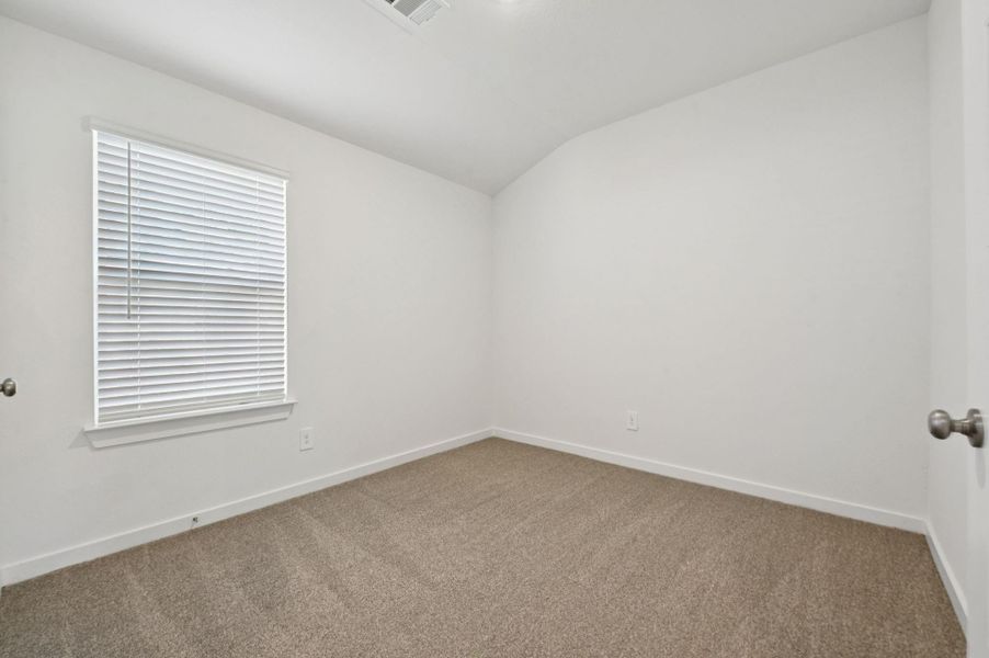 Spacious, unfurnished interior of a new home in Montgomery Oaks - Premier, Conroe (Image 14).